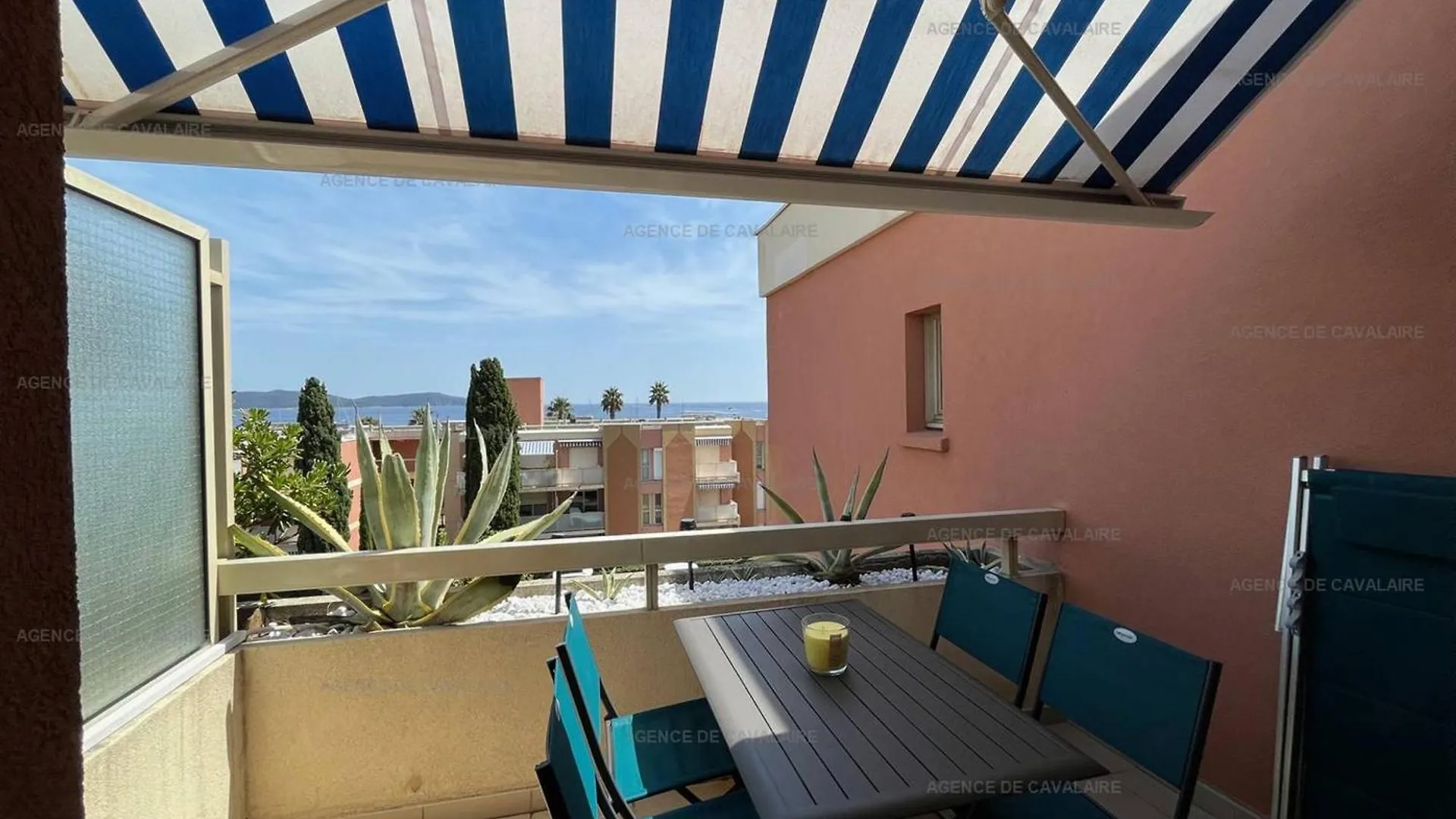 Studio Cabine A 100M Plage Et Commerces Avec Climatisation Et Parking - Fr-1-100-326 Кавалер-сюр-Мер Апартаменты